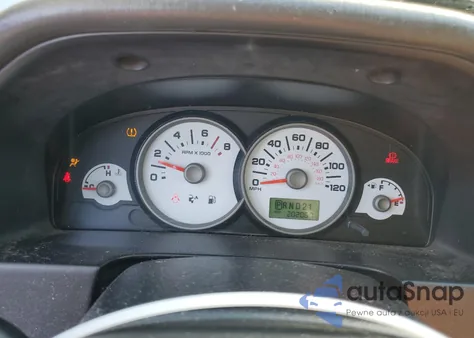 2006 Ford Escape Xlt from USA, damaged, VIN 1FMYU03167KA60693